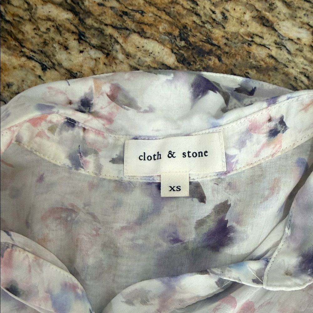 Cloth & Stone XS Watercolor Floral Sheer Button Front Pocket Blouse - Picture 6 of 11